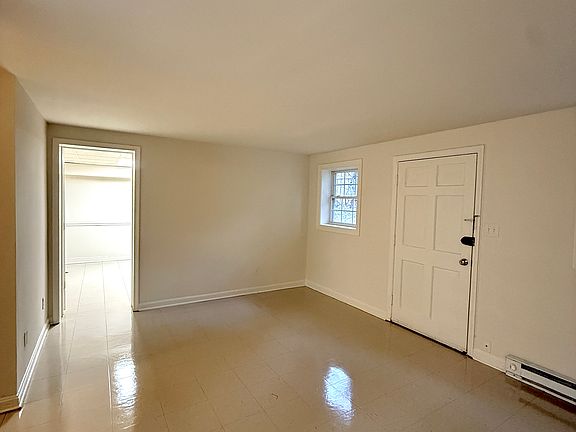 2nd image of 1216 William St #1216