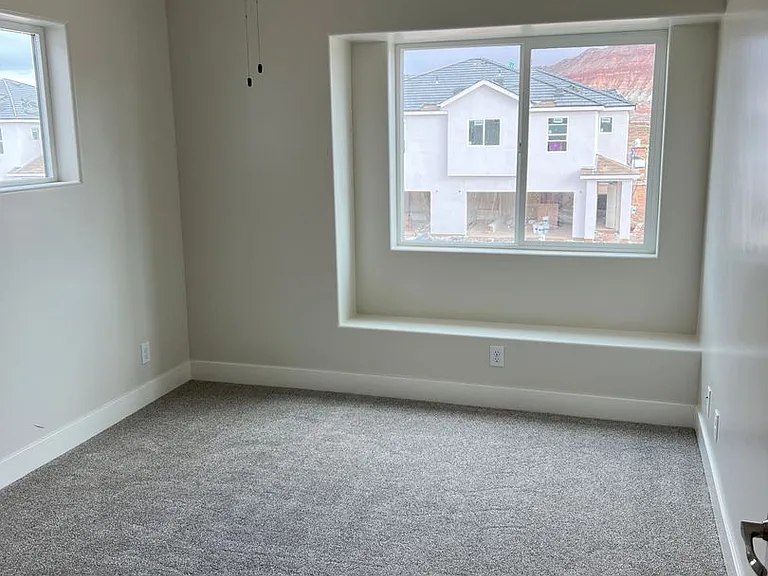 569 E Steeplechase Rd — Photo 7