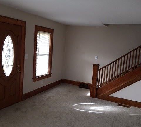 4th image of 1718 Helen Ave