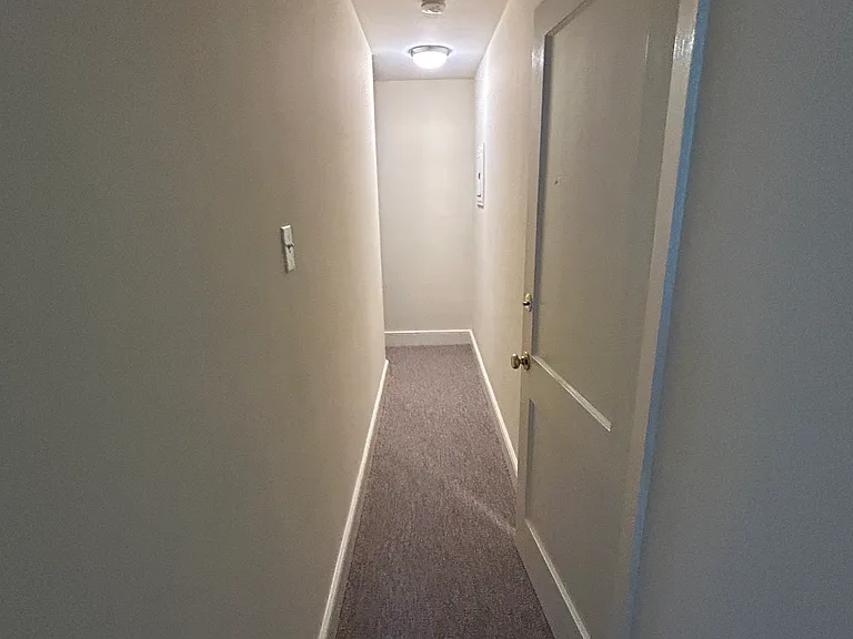 103 E Penn Ave #4 — Photo 4