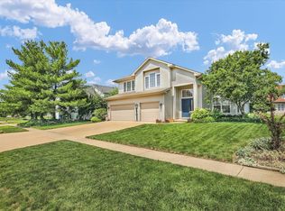 1511 Bridge Point Ln, Champaign, IL 61822