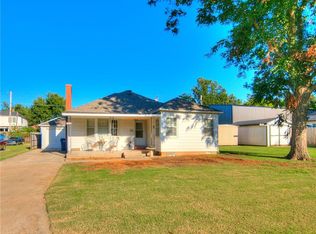 607 S Barker Ave, El Reno, OK 73036