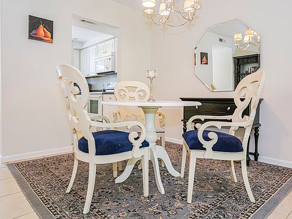4th image of 1901 Indian River Blvd #103D