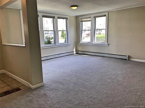 4th image of 77 Englewood Ave