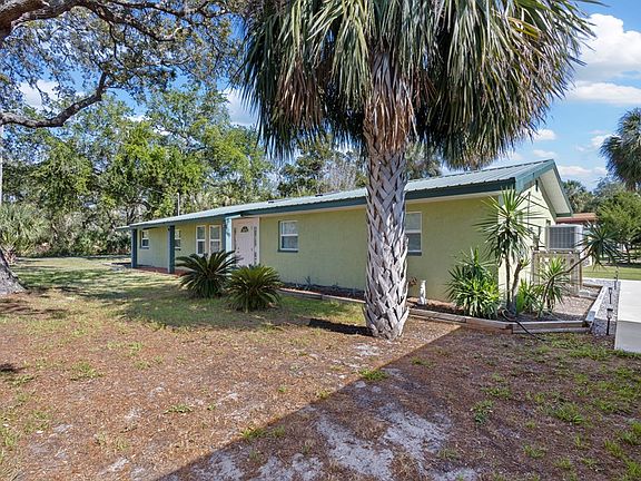 4th image of 12071 SW 165th Ave