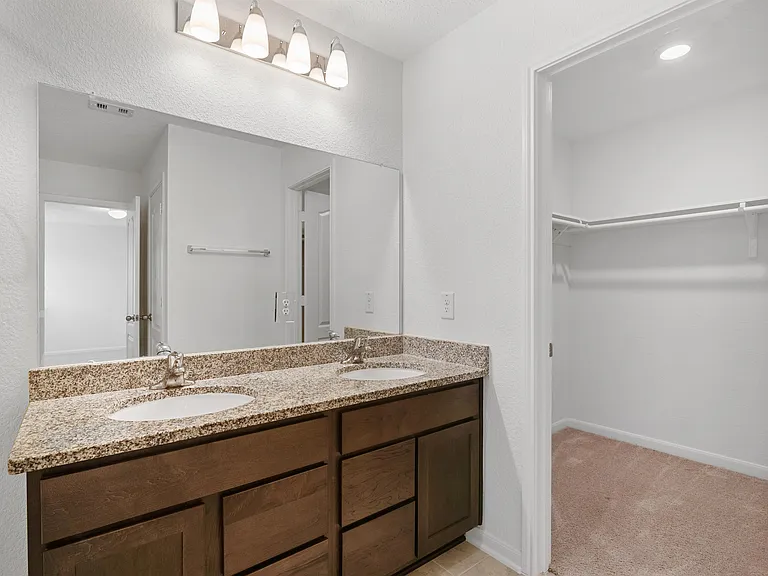 647 Ash Mill Dr — Photo 19
