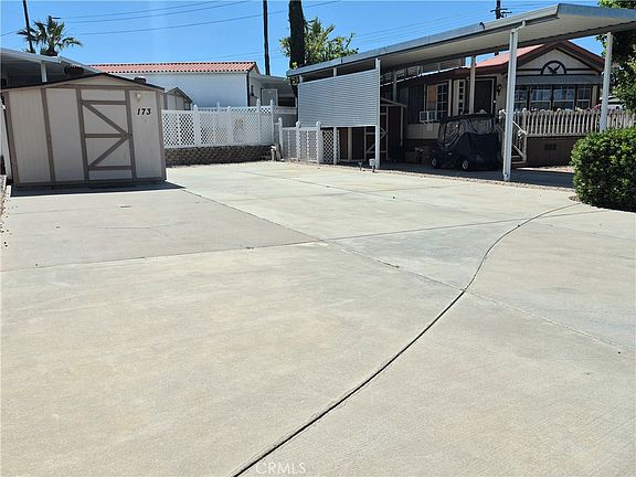 3rd image of 1295 S Cawston Ave Space 173