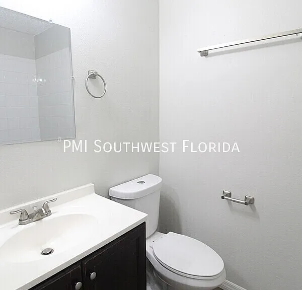 4812 27th St W — Photo 11