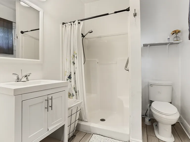 1510 Saint Roch Ave #2 — Photo 4
