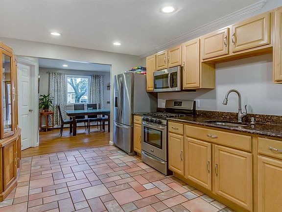 5th image of 3 Audrey Ln