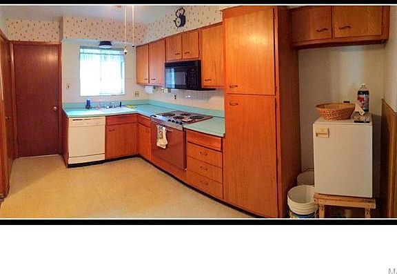 2nd image of 2234 Doran Dr
