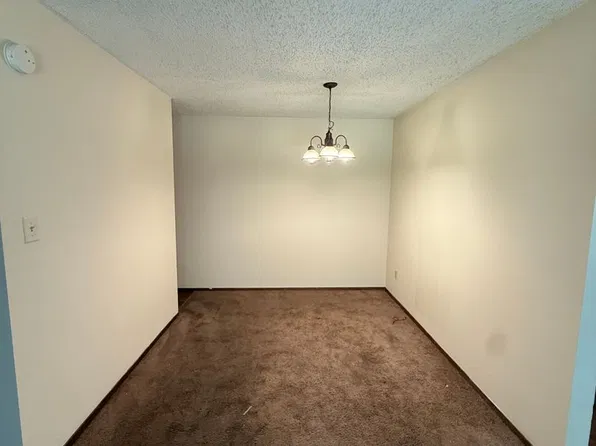 200 High Meadows Blvd