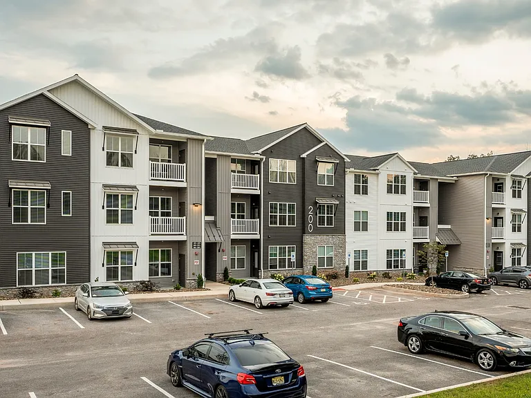 RedMill Crossings — Photo 12