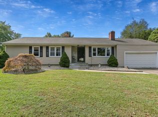 53 Walnut St, Milford, CT 06461
