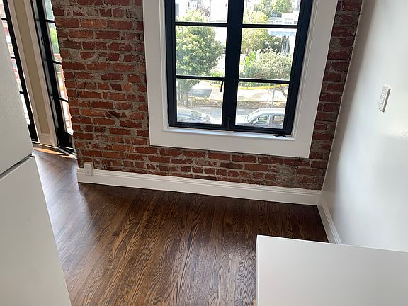 5th image of 3164 22nd St APT 18