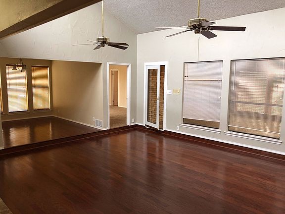 3rd image of 5114 Misty Wood Dr