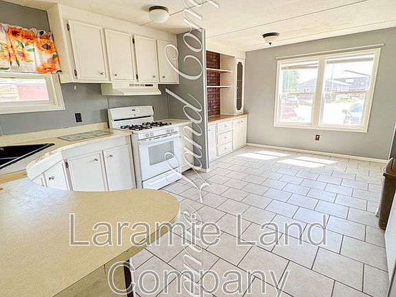 2nd image of 954 N McCue St Lot 13