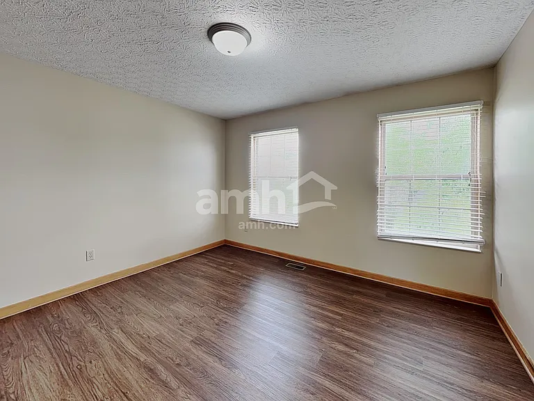 7624 Harbour Town Dr — Photo 19