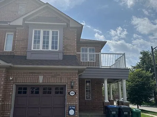 5960 Algarve Dr, Mississauga, ON L5M 6Y7