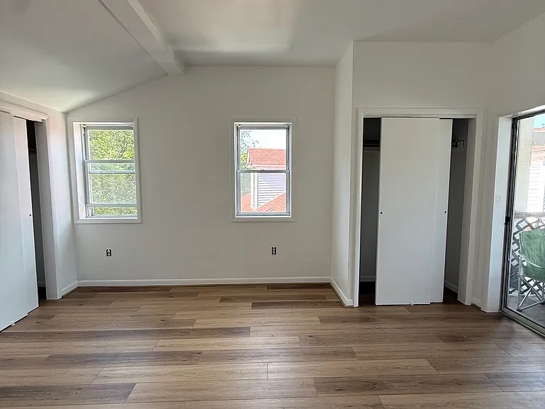7 Law St — Photo 11