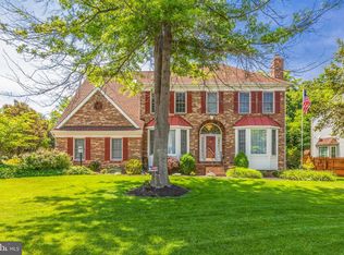 2190 Mackenzie Pl, Woodbridge, VA 22191