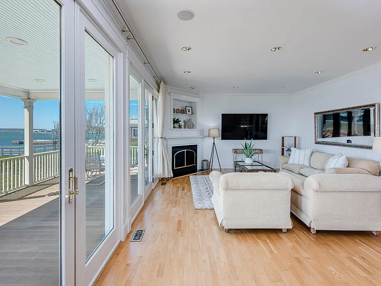 131 Washington St #131 — Photo 16