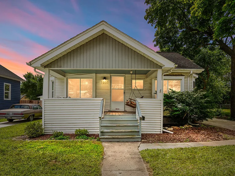 1557 w s - 1_08142024