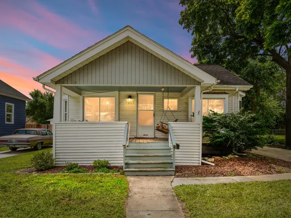 1557 W Saratoga St, Ferndale, MI 48220
