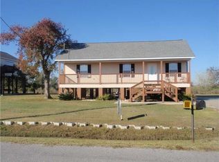 311 Lake Breeze Rd, Cameron, LA 70645