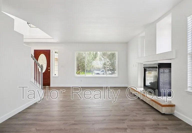 20875 E 49th Ave — Photo 9