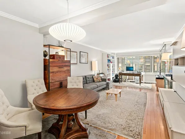 249 East 48th Street image 1 of 7