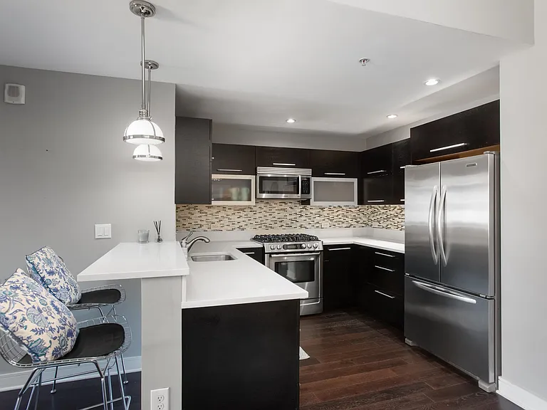 1450 Washington St #620 — Photo 11