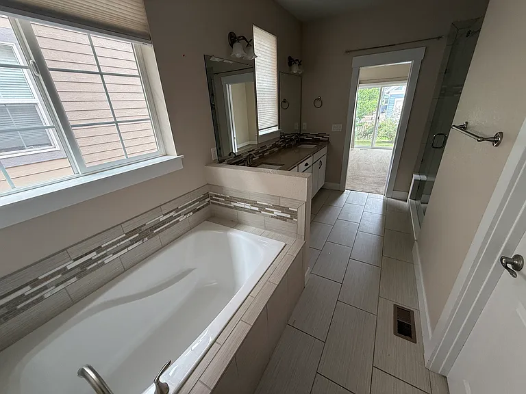 2841 Cascade Creek Dr — Photo 9