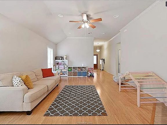 2nd image of 931 Dove Landing Ave