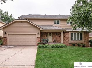 16233 Elm St, Omaha, NE 68130