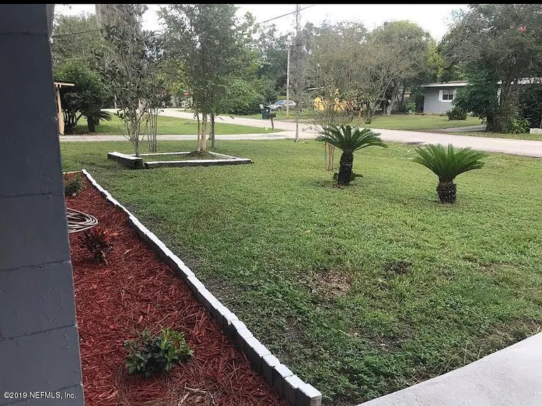 2926 W Brackridge Blvd — Photo 3