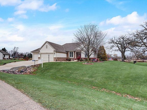 3rd image of 22704 Deer Meadow Dr