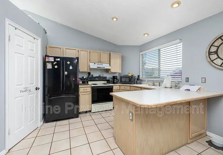 4113 W Cheltonham Way — Photo 6