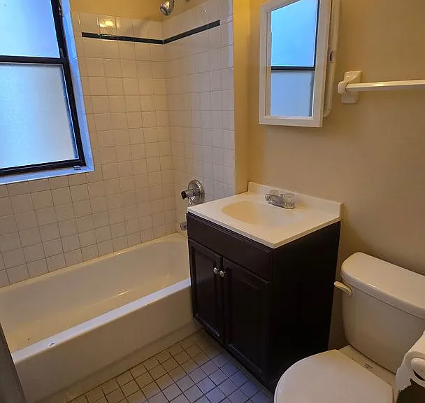 7722-28 N. MARSHFIELD — Photo 7