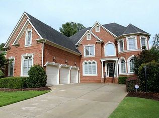 1605 Queensland Ct, Alpharetta, GA 30005