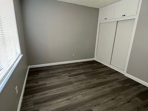 3rd image of 15250 Sunburst St