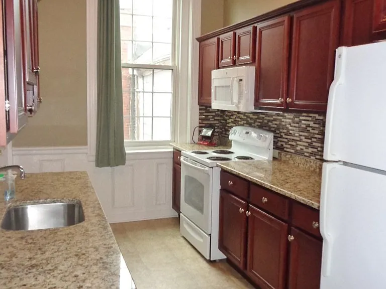 14 Main St #6 — Photo 2