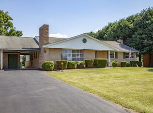 204 Tinkling Spring Rd, Fishersville, VA 22939