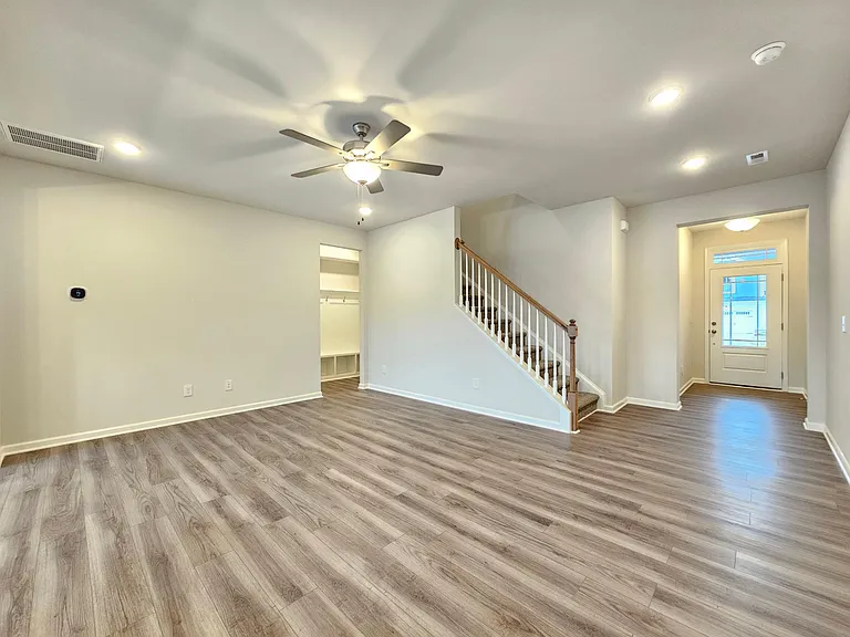 188 Lennei Ln — Photo 6