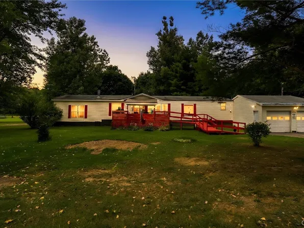 131 Island Rd, Phoenix, NY 13135