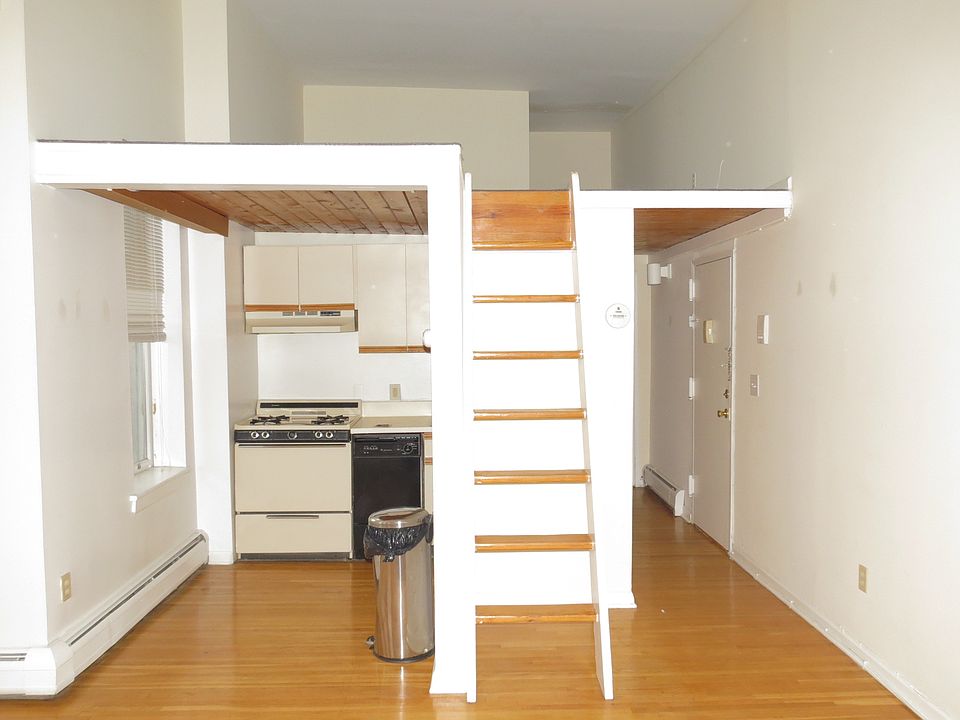 1st image of 500 Jersey Ave APT 4B
