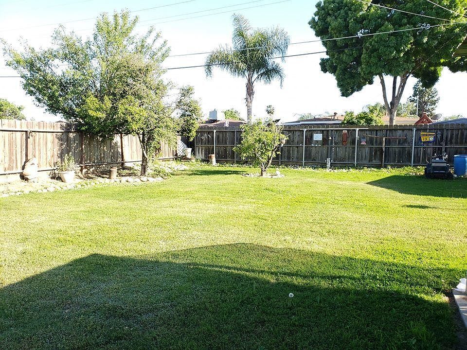 2nd image of 131 Magnolia Ave