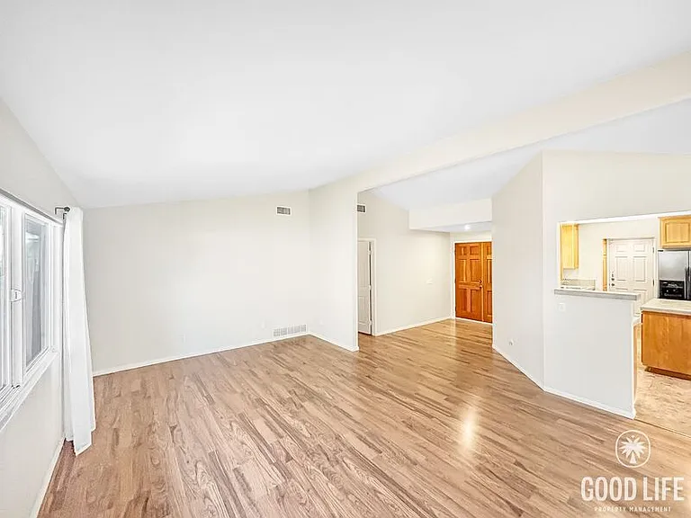 4164 Mount Herbert Ave — Photo 6