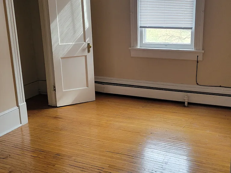 207 Washington St #2 — Photo 5