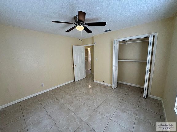 5th image of 1017 E Austin Ave